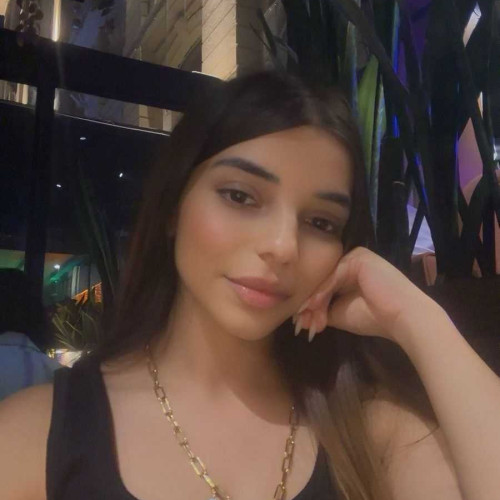 Alina Y. profile photo