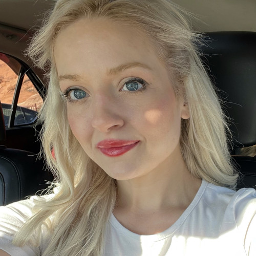Whitney  H. profile photo