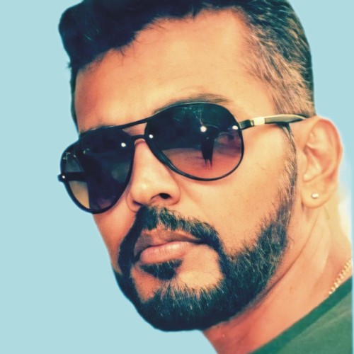 Dilhan P.