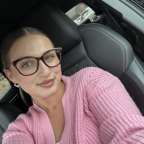 Roxana R. profile photo