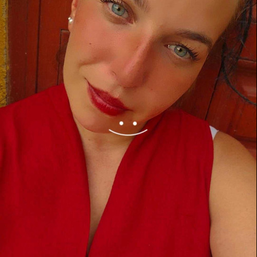 mayra f. profile photo