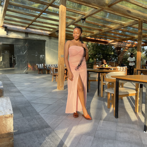 queen B. profile photo