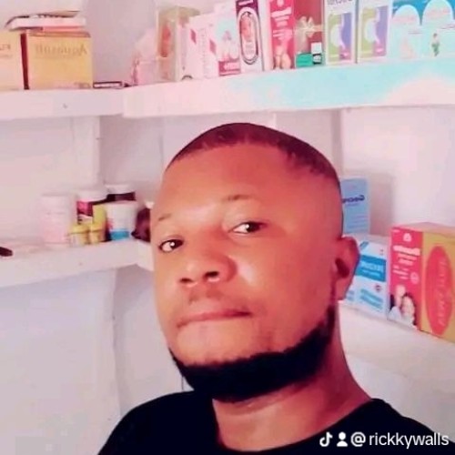 Elijah  E. profile photo