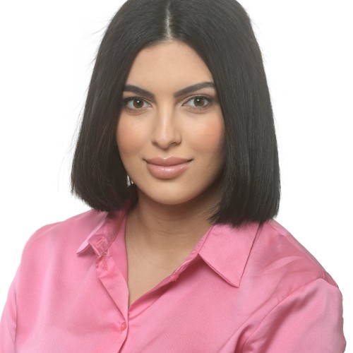 Sara L.