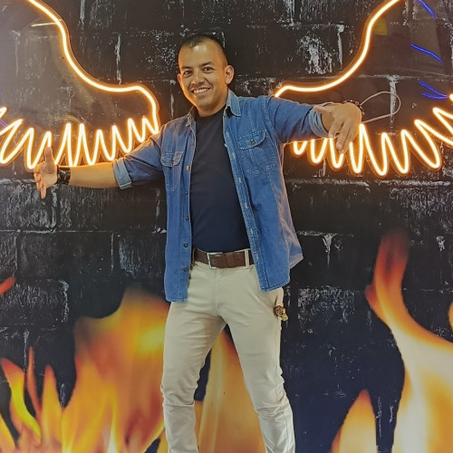 Javier R. profile photo