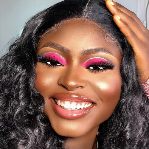 Omia J. profile photo