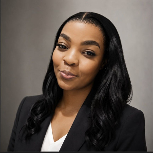 Lucia L. profile photo