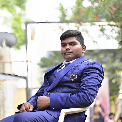 Vivek G.