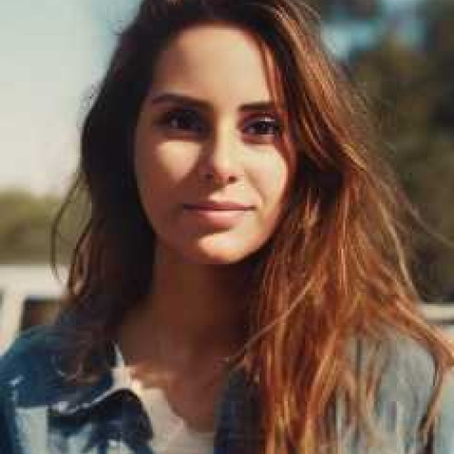 Isabela B. profile photo