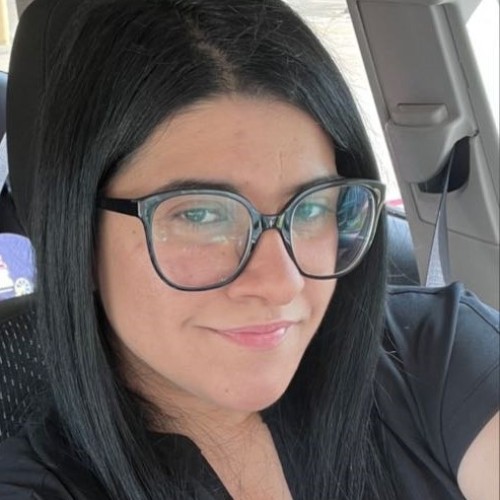 Lisbel R.