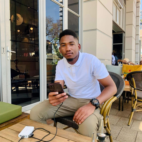 Lwazi W. profile photo