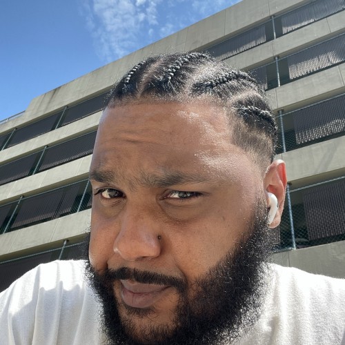 Michael  L. profile photo