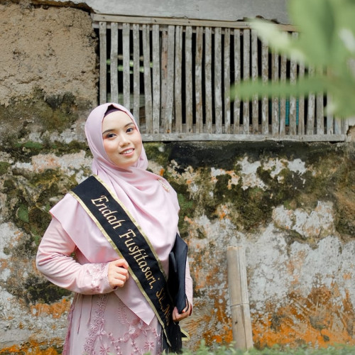 Endah F.