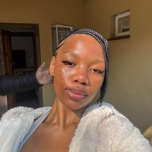 Azile M. profile photo