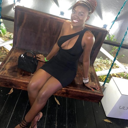 Dejah  V.