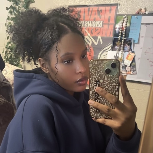 Mya H. profile photo