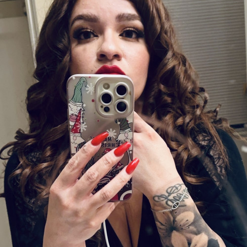 Mishelle C.