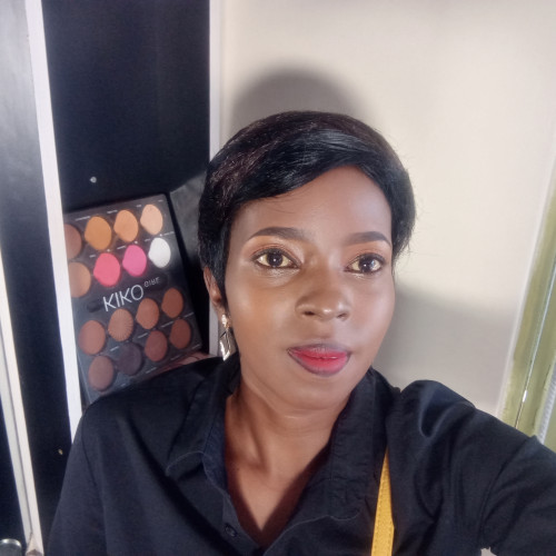 Abundance  E. profile photo