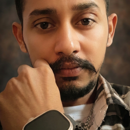 RAVI b. profile photo