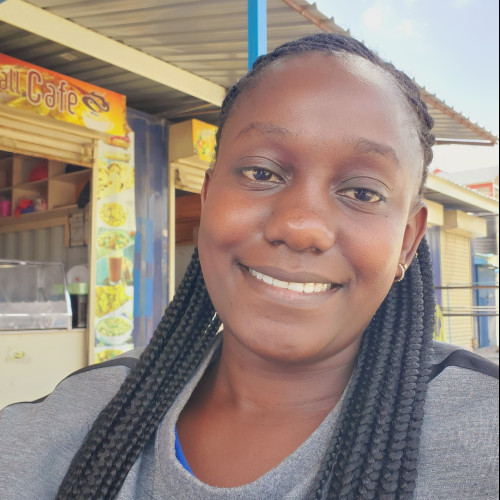 Loise  M. profile photo