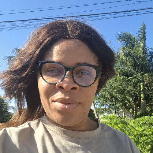 vivian O. profile photo