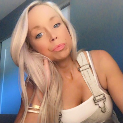victoria r.