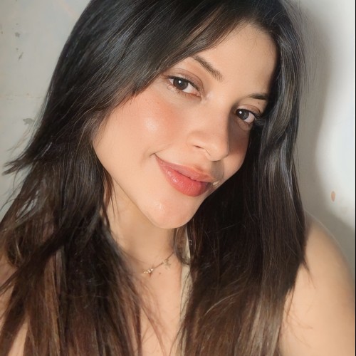 Paula V.