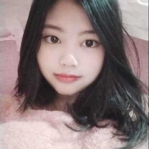 oly b. profile photo