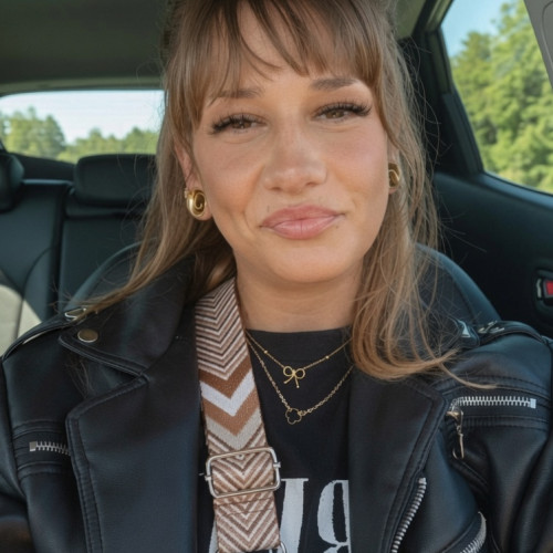 Lisa Marie K. profile photo