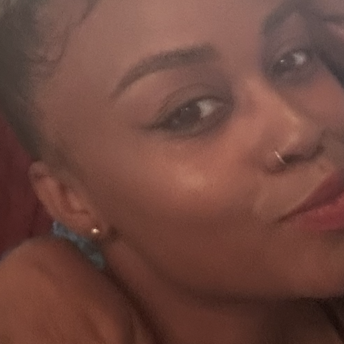 Angelique C. profile photo
