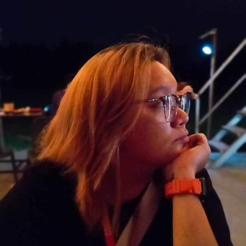 Jo  R. profile photo