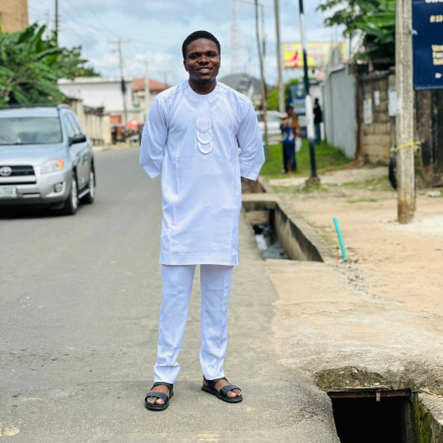DIVINEFAVOUR O. profile photo