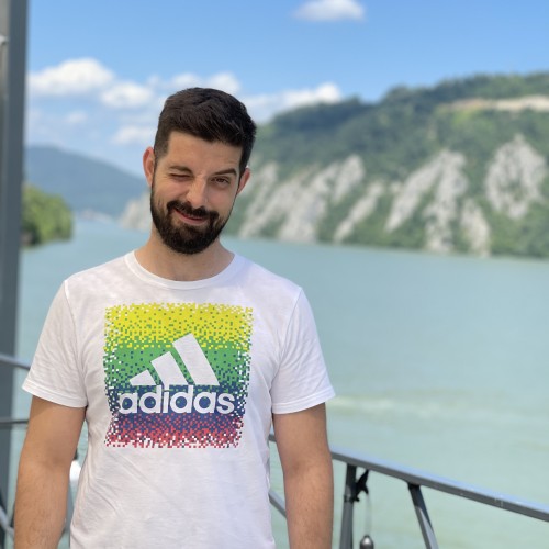 Mihnea L.