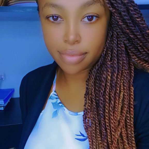 winnie w. profile photo