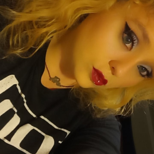 LeighAnn L. profile photo