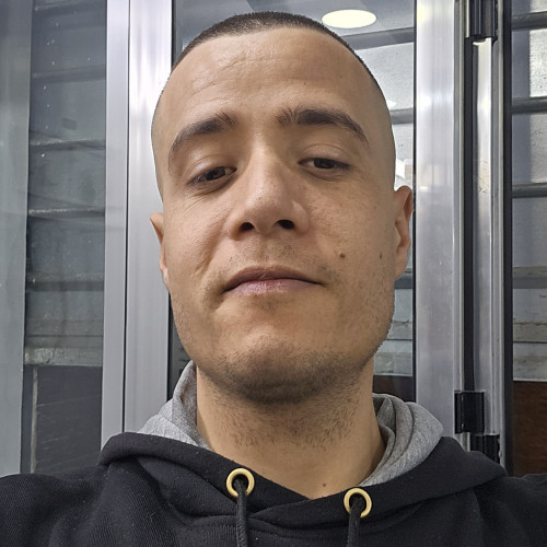 ALI R. profile photo