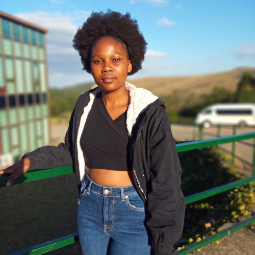 Mbali  Millania  M. profile photo