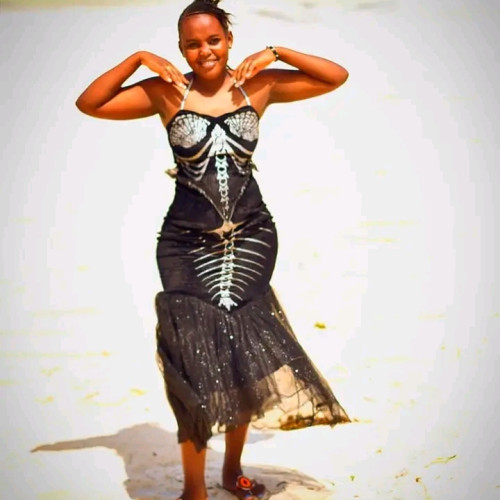 Loise W. profile photo
