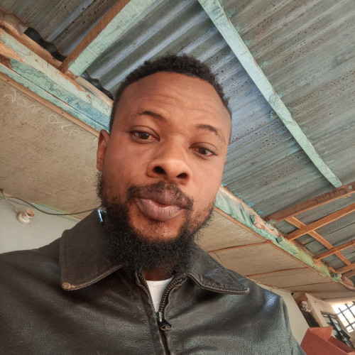 Lucky  E. profile photo