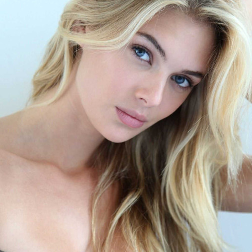 Stephanie J. profile photo