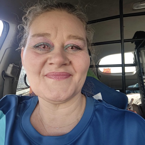 BOBBI D. profile photo
