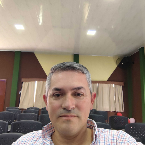 Denis R. profile photo