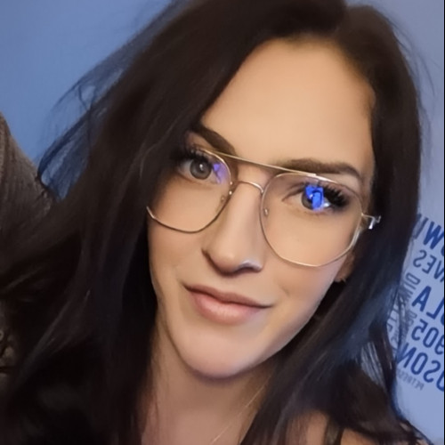 Kelly J. profile photo