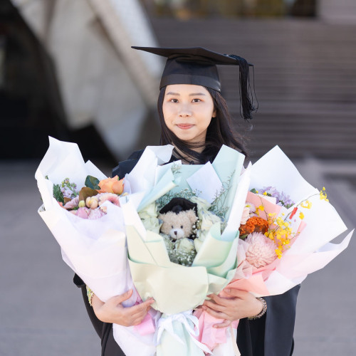 cindy z. profile photo