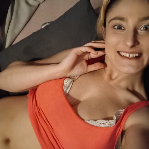 Shania J. profile photo
