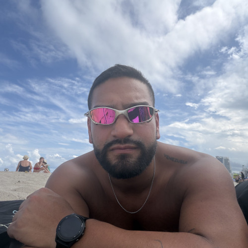 carlos c. profile photo