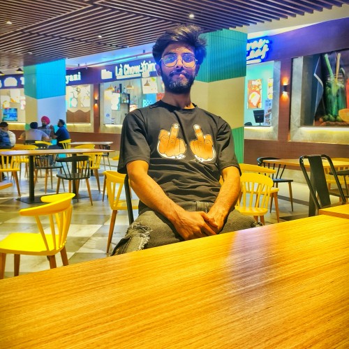Ryan R.