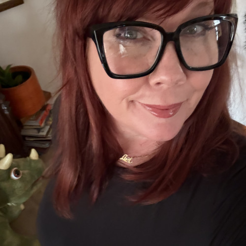 Lesa R. profile photo