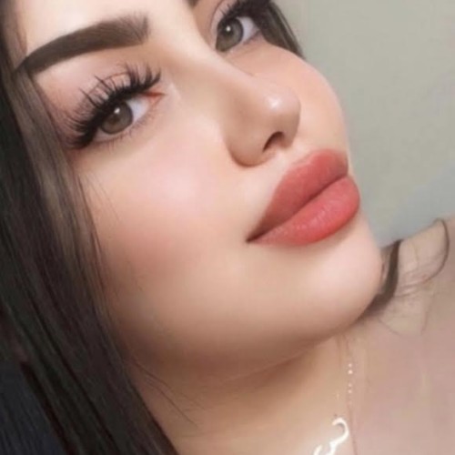 ملاك ب.