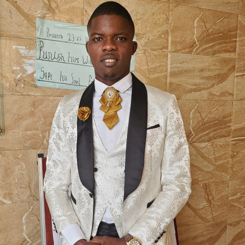 Nwabufo  E. profile photo
